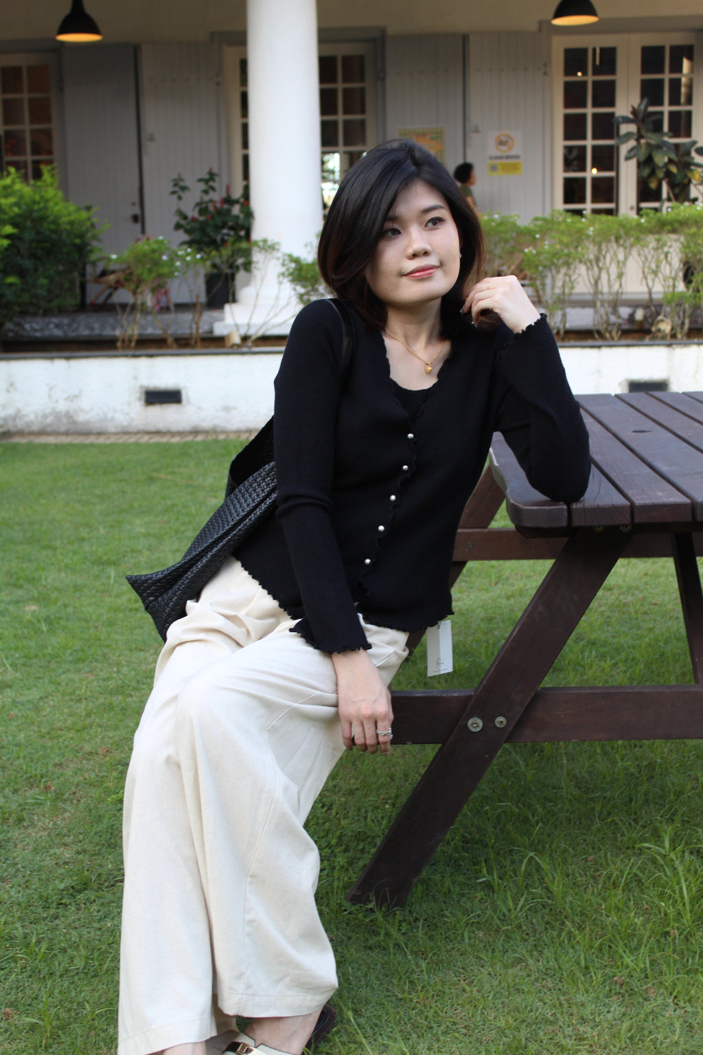 Juliette Pearl Knit Top (Black)