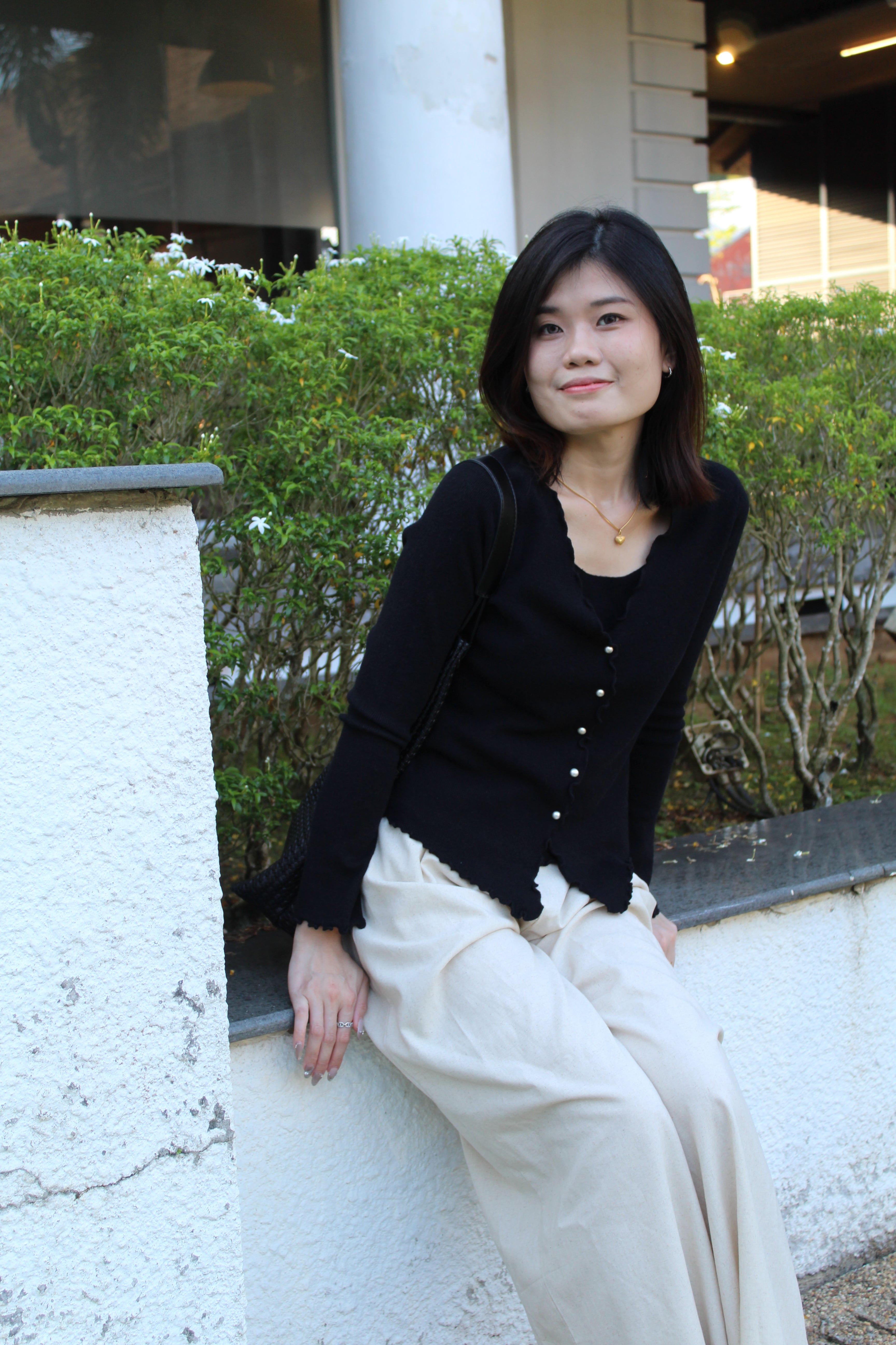 Juliette Pearl Knit Top (Black)