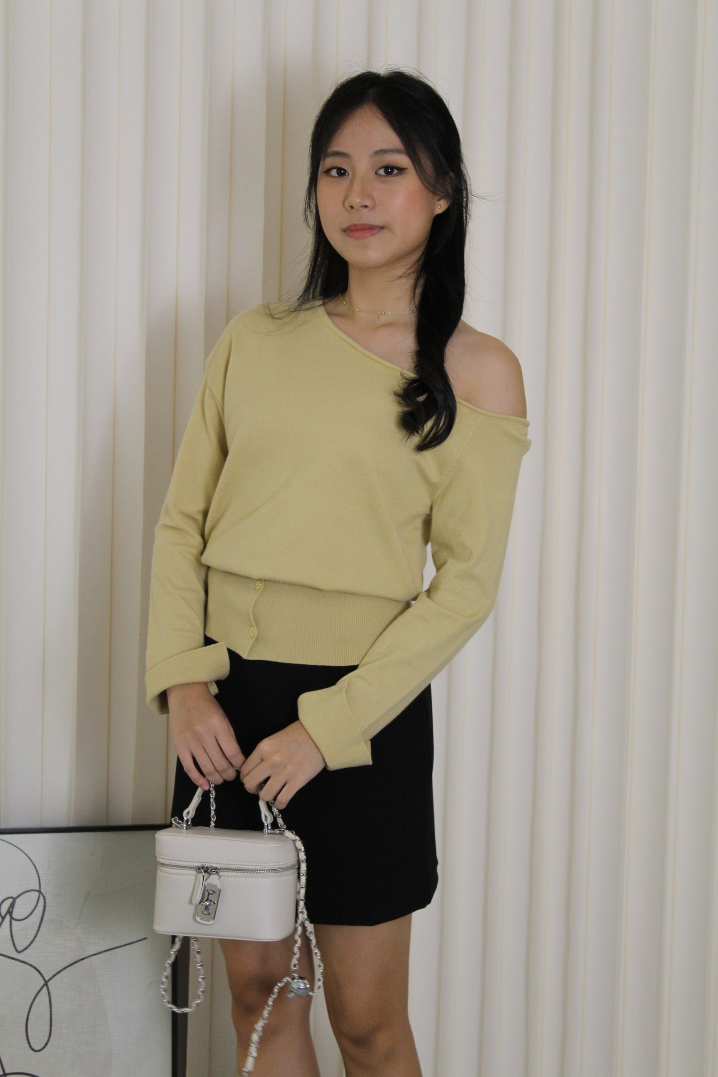 Lexi Knit Asymmetric Top (Grey)
