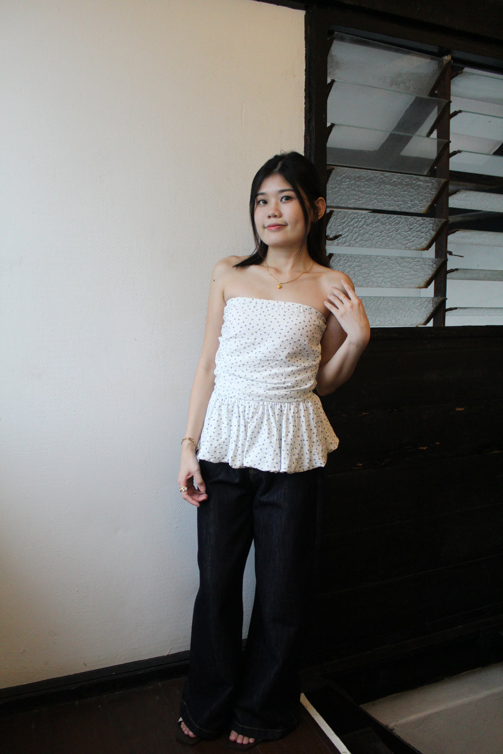 Rosalyn Floral Tube Flare Top (White)