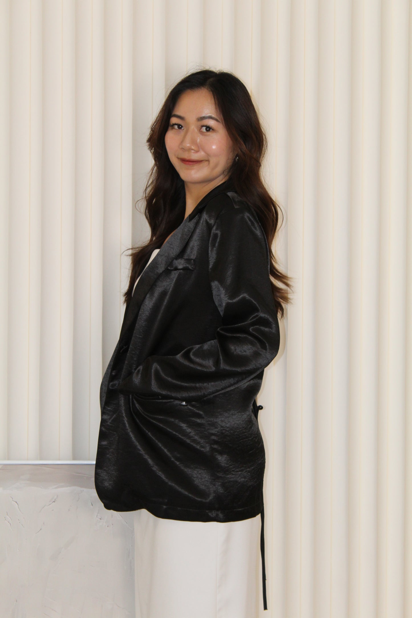 Kaori Satin Blazer Jacket (Black)