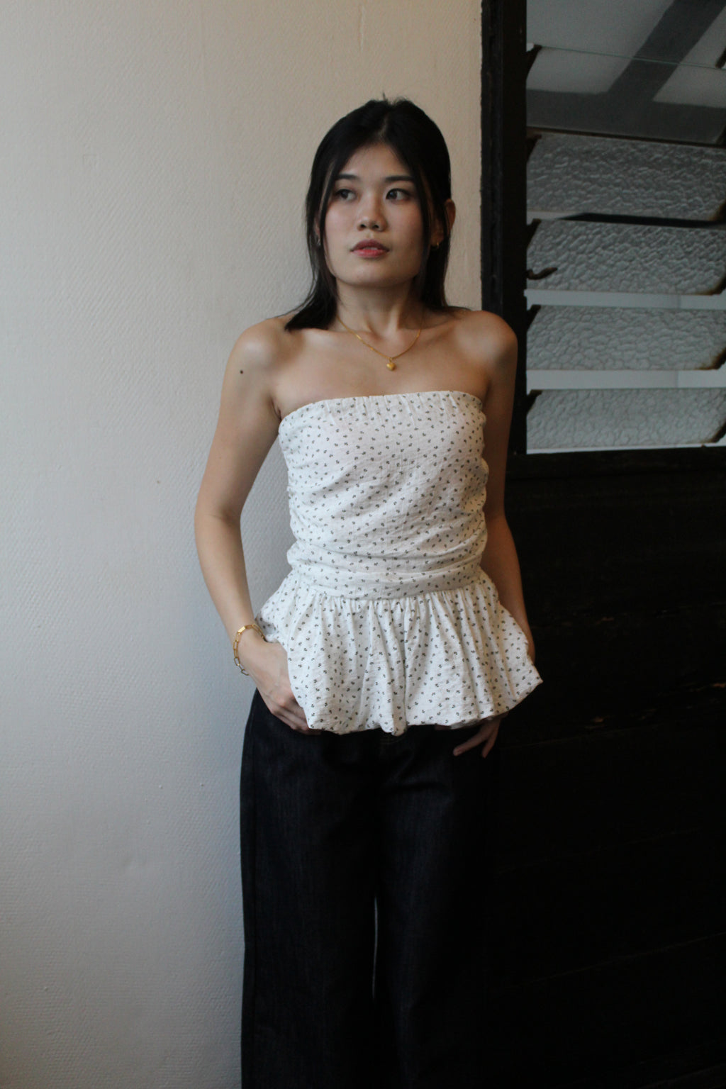 Rosalyn Floral Tube Flare Top (White)