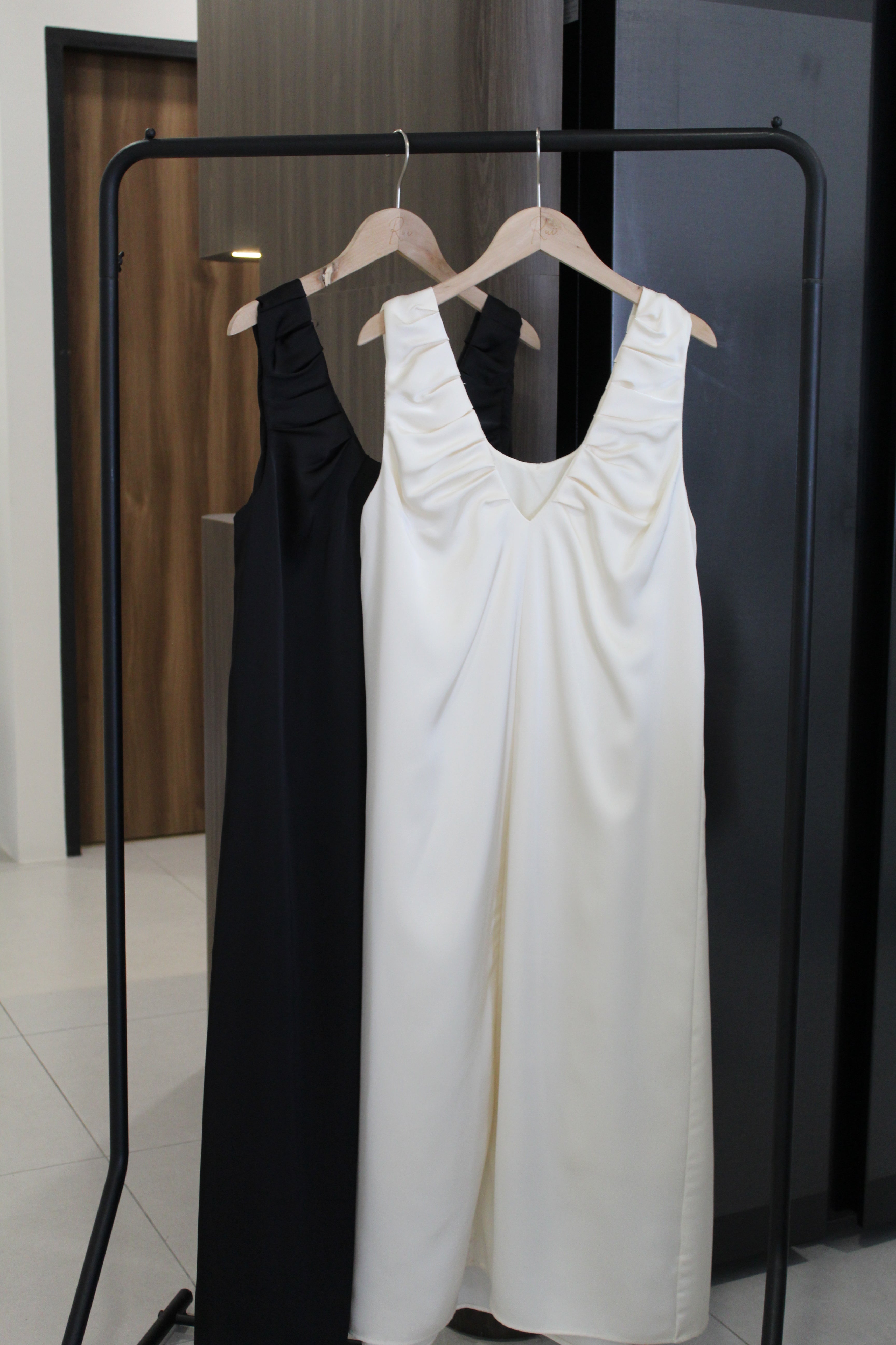 Georgie Satin Midaxi Dress (Black)