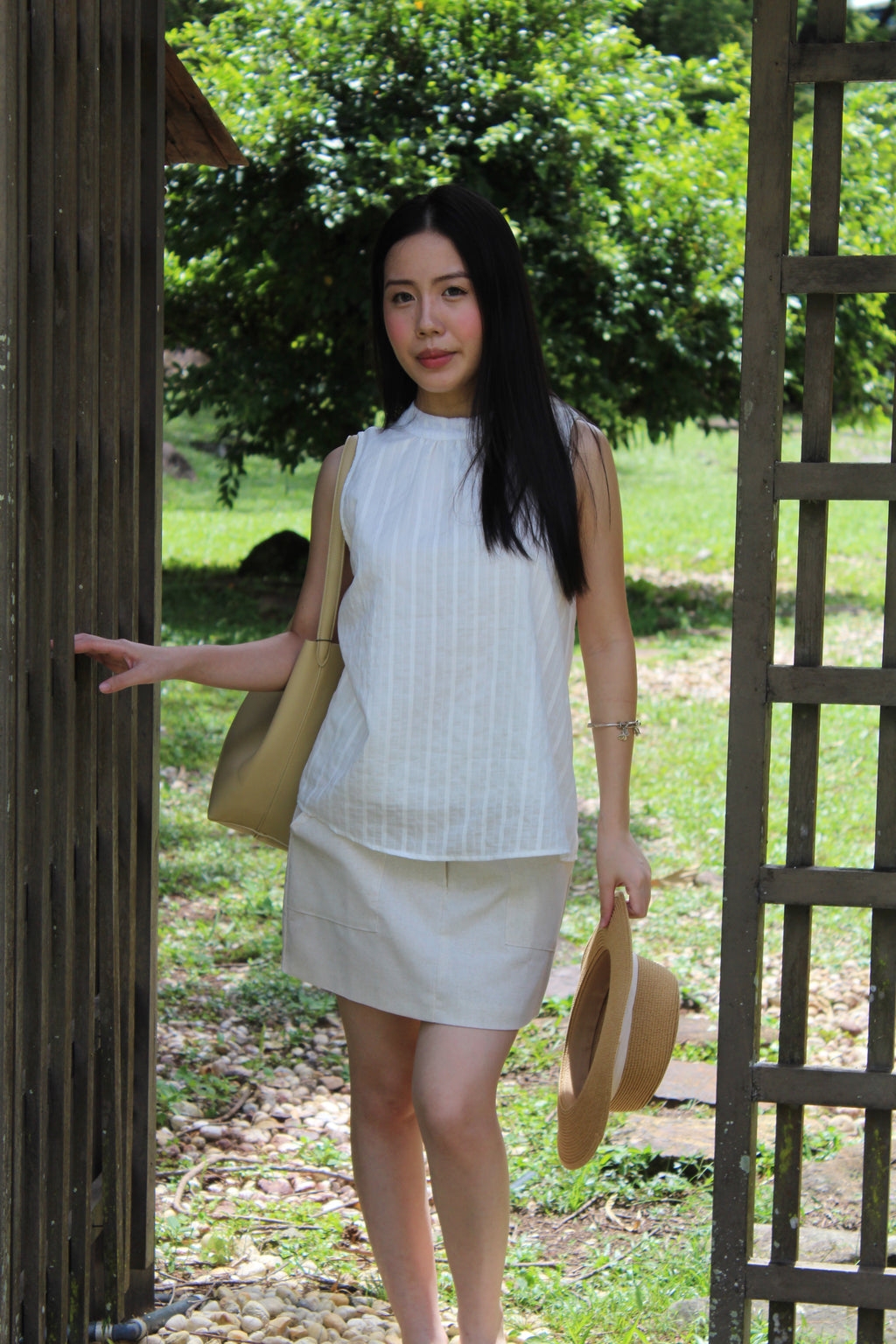 Gracie Round Neck Stripes Top (White)